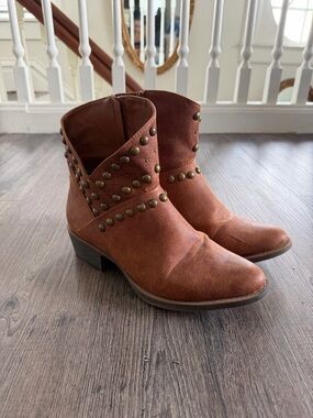 Brown Studded Suede Ankle Boots - Women's Fashion Booties SIZE 9